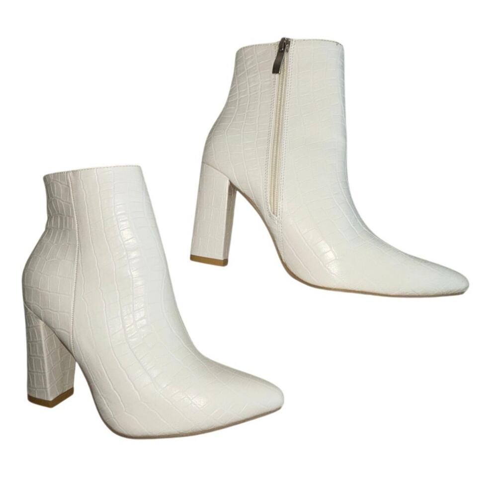 NWOT White Crocodile Pattern Faux Leather High Heel Ankle Boots  EU 39 / US 8.5 - Picture 11 of 12